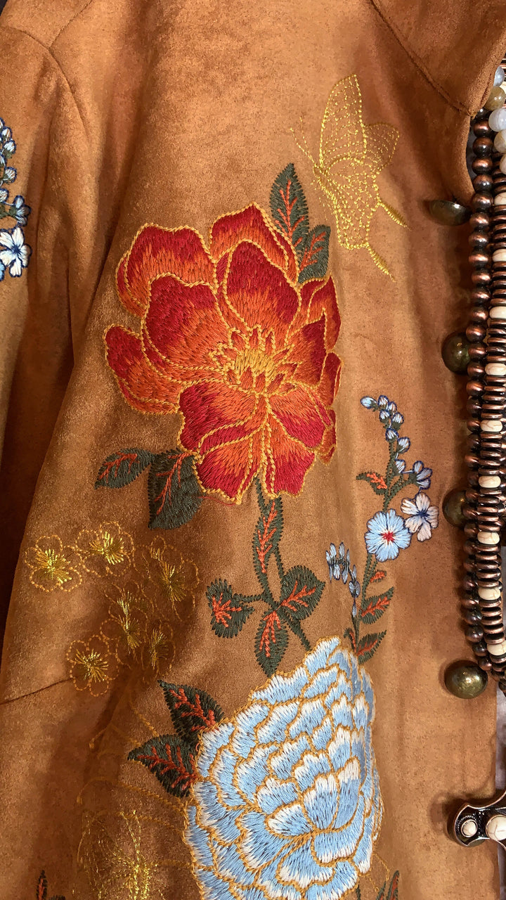 SANTA MARIA BOHO EMBROIDERED FAUX SUEDE JACKET IN CAMEL