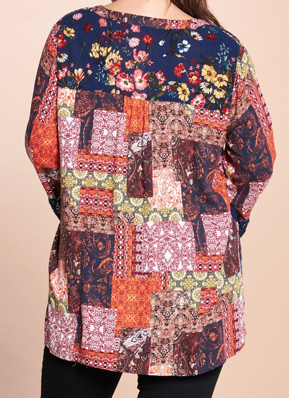 TRUE BEAUTY FLORAL & LACE NAVY & MULTI-COLOR TUNIC