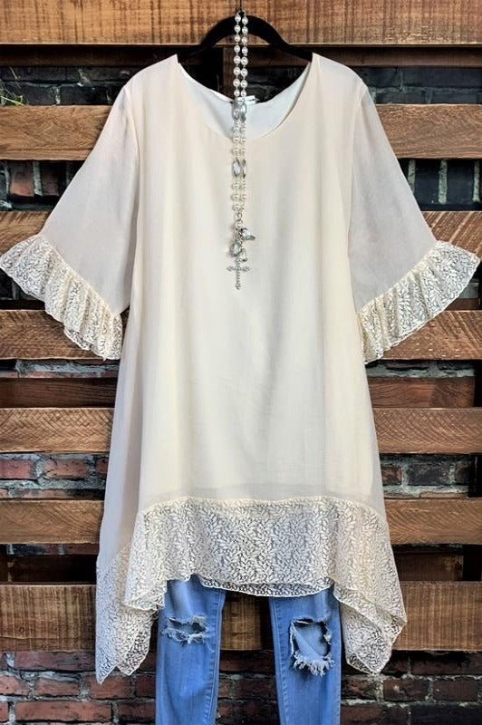 ROMANTIC MODERN LACE ASYMMETRIC DRESS IN BEIGE