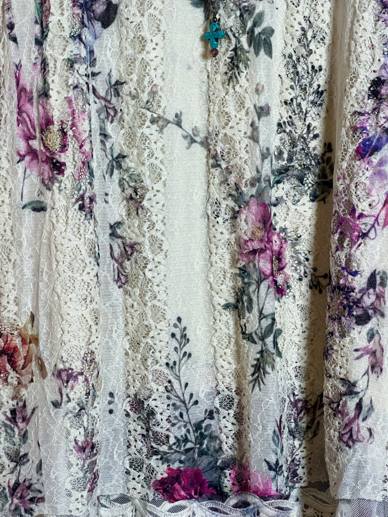 VINTAGE FLORAL LACE TUNIC IN BEIGE & MULTI