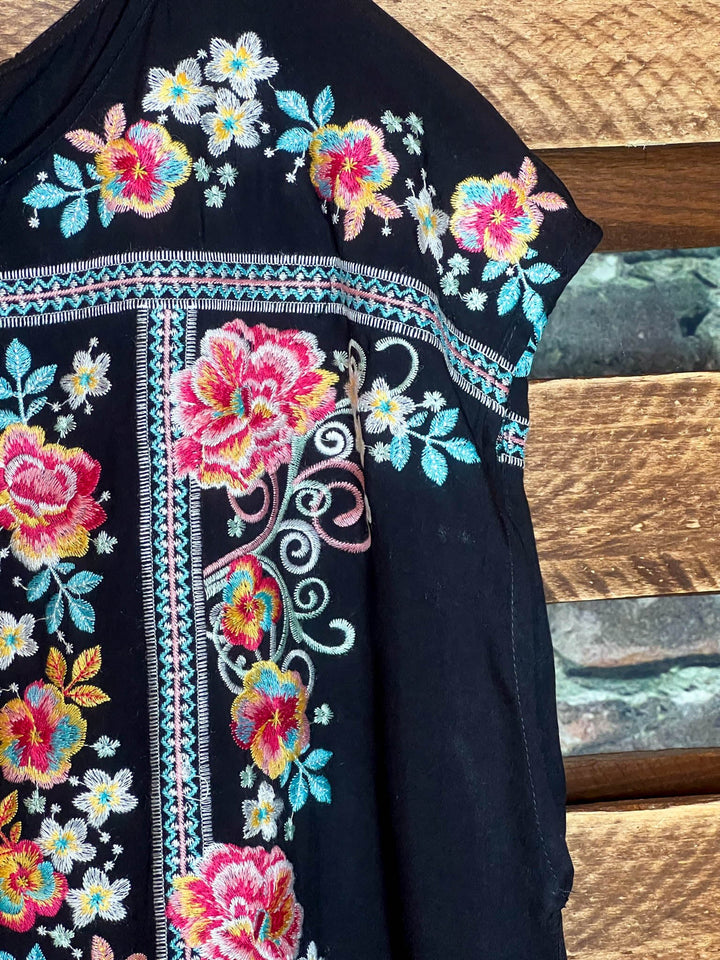 16-20 SIZE - EMBROIDERED BLOUSE IN BLACK---------SALE