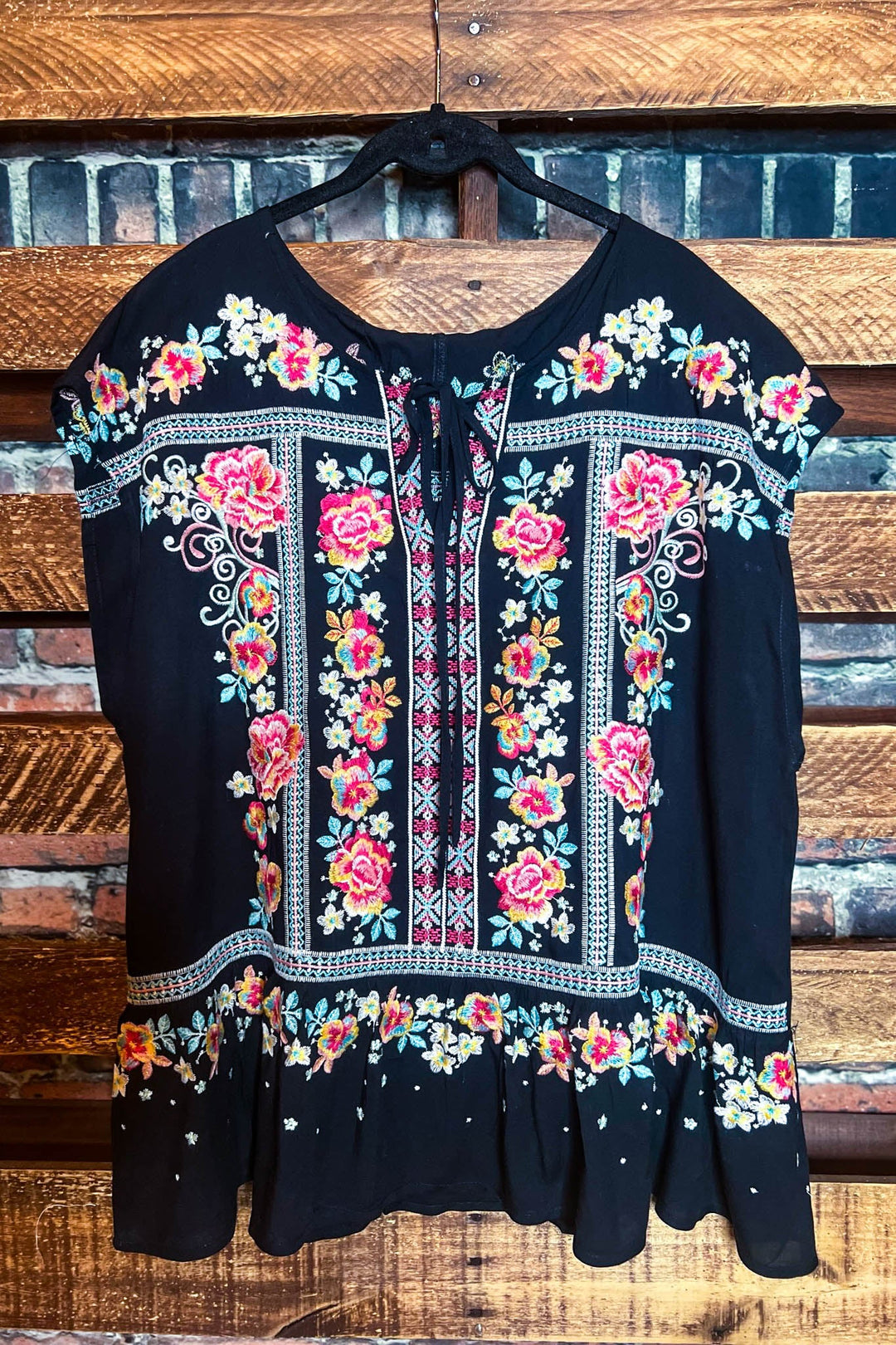 16-20 SIZE - EMBROIDERED BLOUSE IN BLACK---------SALE