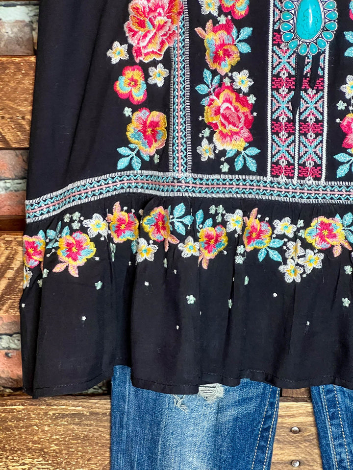 16-20 SIZE - EMBROIDERED BLOUSE IN BLACK---------SALE