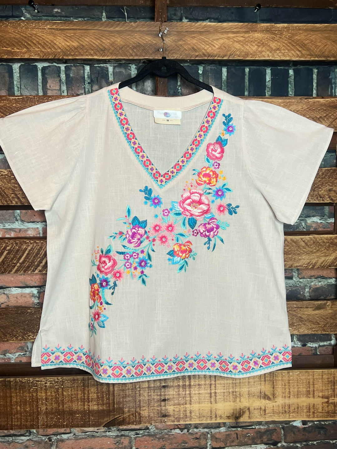 6-24 SIZE - Natural 100% Cotton Floral Embroidered Top--------SALE