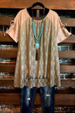 ROMANCE IN THE CITY LACE TOP IN BROWNLACE TOP IN BROWN-------------sale