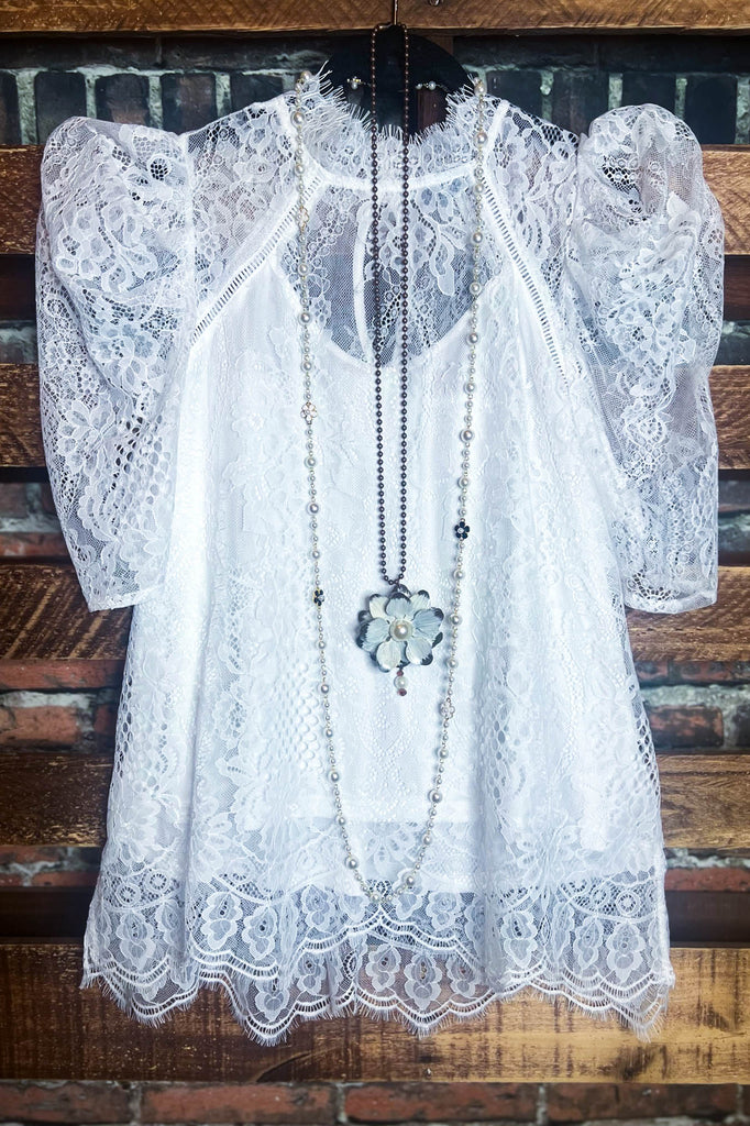 LACE BLOUSE IN IVORY --------- SALE