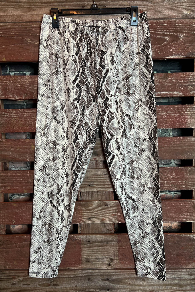 EASY GOES IT PLUS SIZE ANIMAL PRINT SOFT LEGGINGS IN BROWN -----SALE