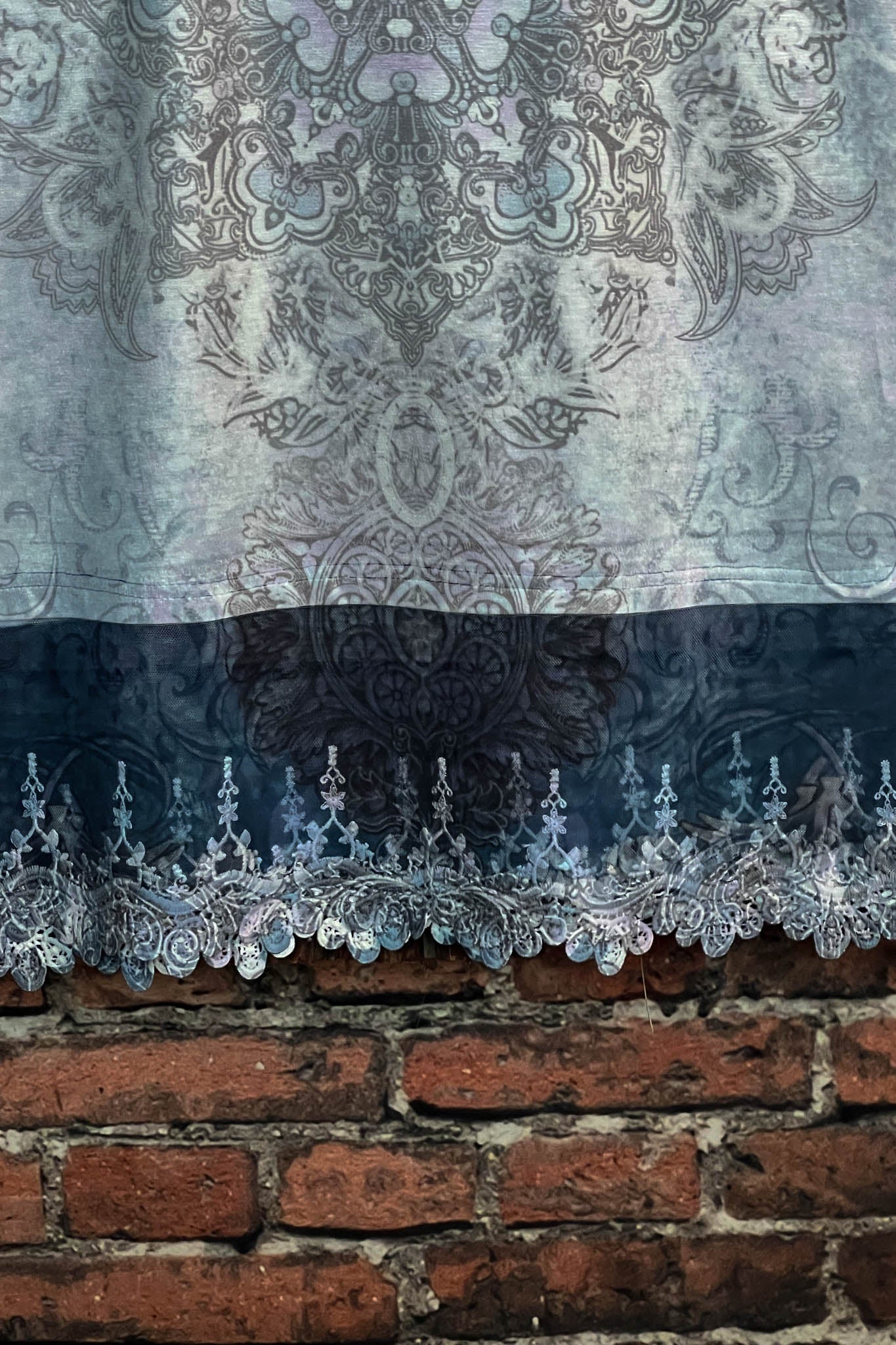 The Lucia Embroidered Top (Navy)