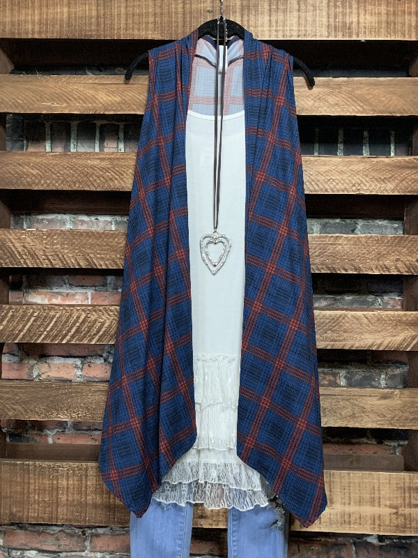 I'M SO IN LOVE PLAID VEST IN NAVY------------sale