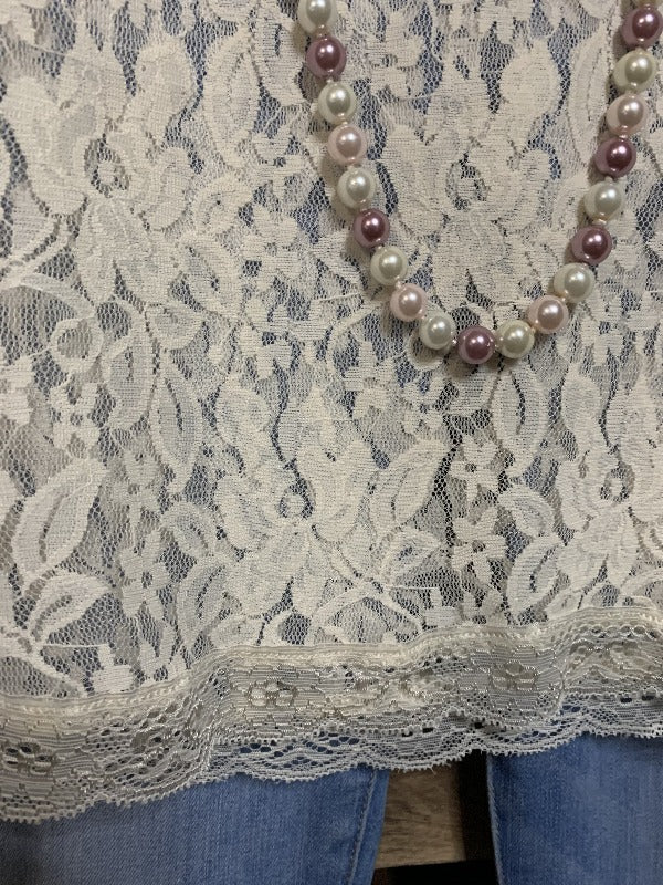 LACE LAYERING TOP IN BEIGE--------SALE