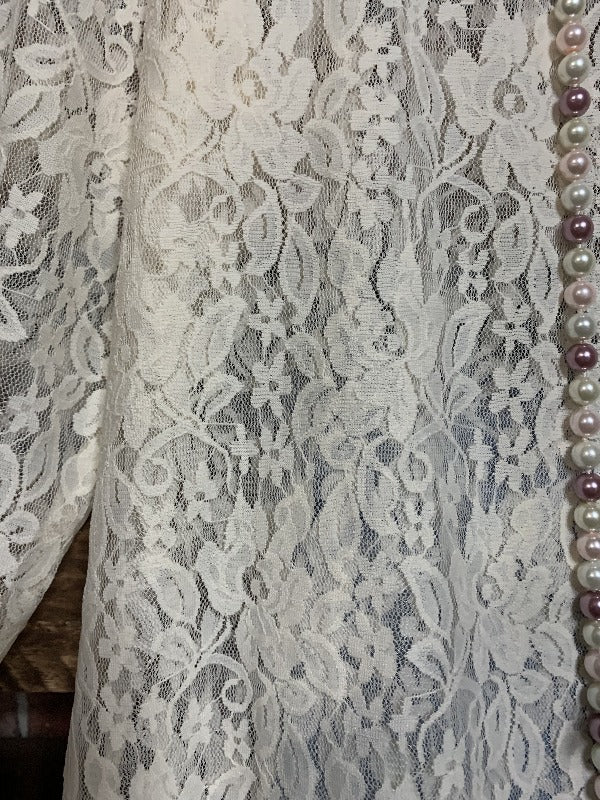 LACE LAYERING TOP IN BEIGE--------SALE