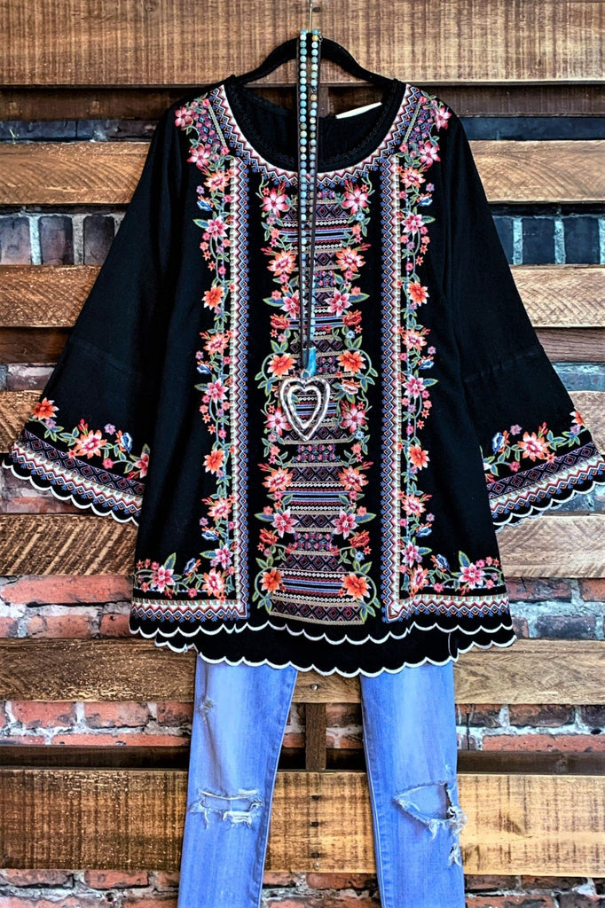 ALL THIS BEAUTY EMBROIDERED TOP IN BLACK
