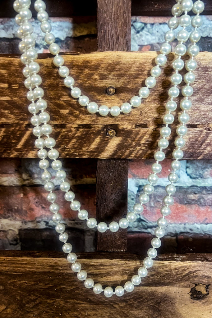 LONG PEARL BEAD NECKLACE IN IVORY