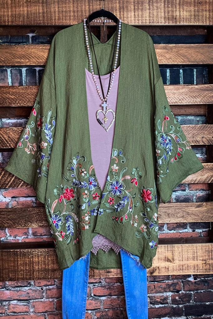 GO WITH GRACE OLIVE FLORAL EMBROIDERED KIMONO