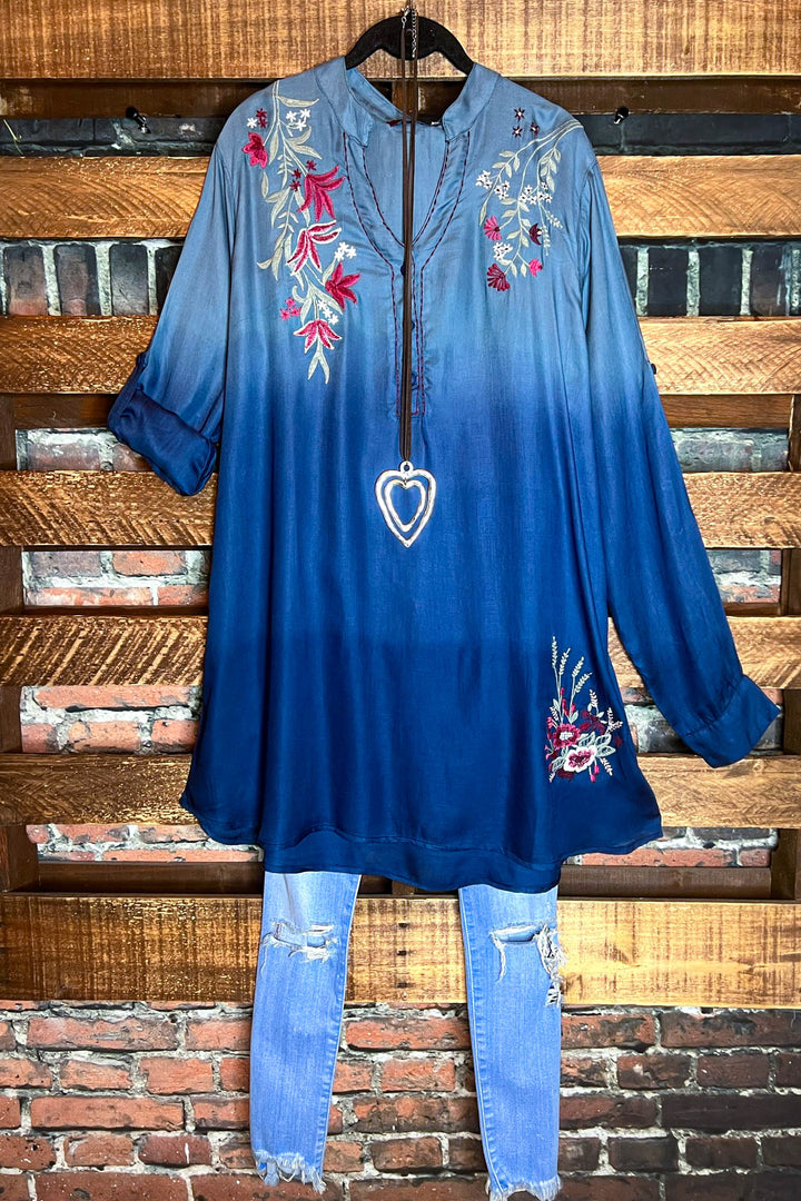 PEASANT GAUZE EMBROIDERED SHIRT IN BLUE TONES---------SALE