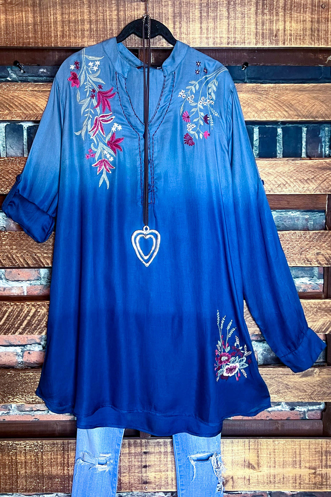 PEASANT GAUZE EMBROIDERED SHIRT IN BLUE TONES---------SALE