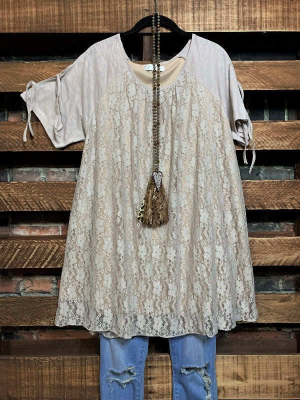 ROMANCE IN THE CITY LACE TUNIC IN DUSTY TAUPE---------------SALE
