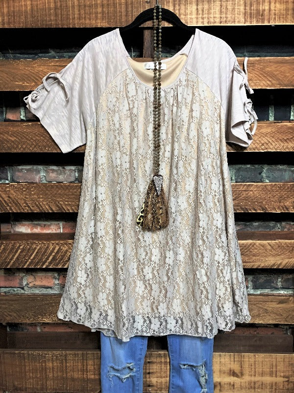 ROMANCE IN THE CITY LACE TUNIC IN DUSTY TAUPE---------------SALE