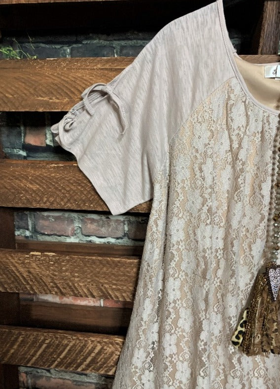 ROMANCE IN THE CITY LACE TUNIC IN DUSTY TAUPE---------------SALE