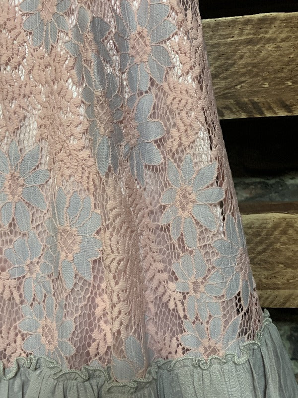 LACE LAYERING DRESS IN MULTI-COLOR----------------SALE