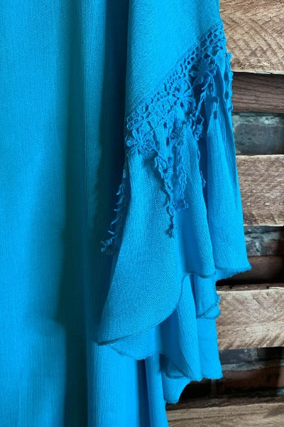 SECRETS OF THE HEART FLORAL FRINGE TUNIC IN TURQUOISE