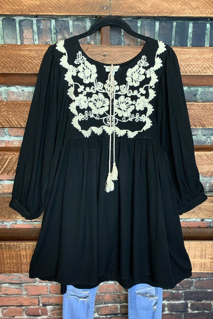 6-12 SIZE Boho Embroidered Dress in Black  -----Sale