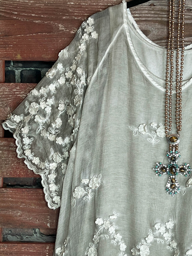 GORGEOUS AND GLAMOROUS SET TUNIC 100% SILK IN CRYSTAL SAGE
