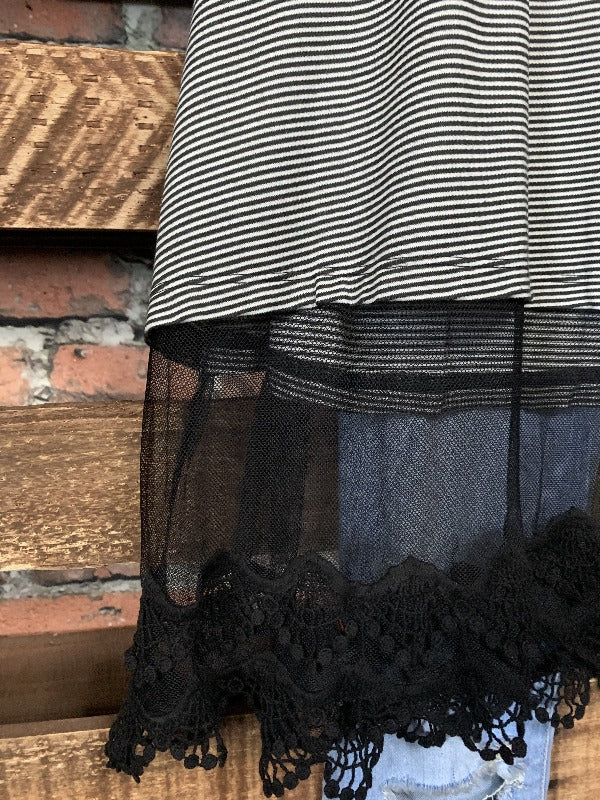 TOUCH OF MAGIC LACE SLIP DRESS TOP IN BLACK MIX ----------sale