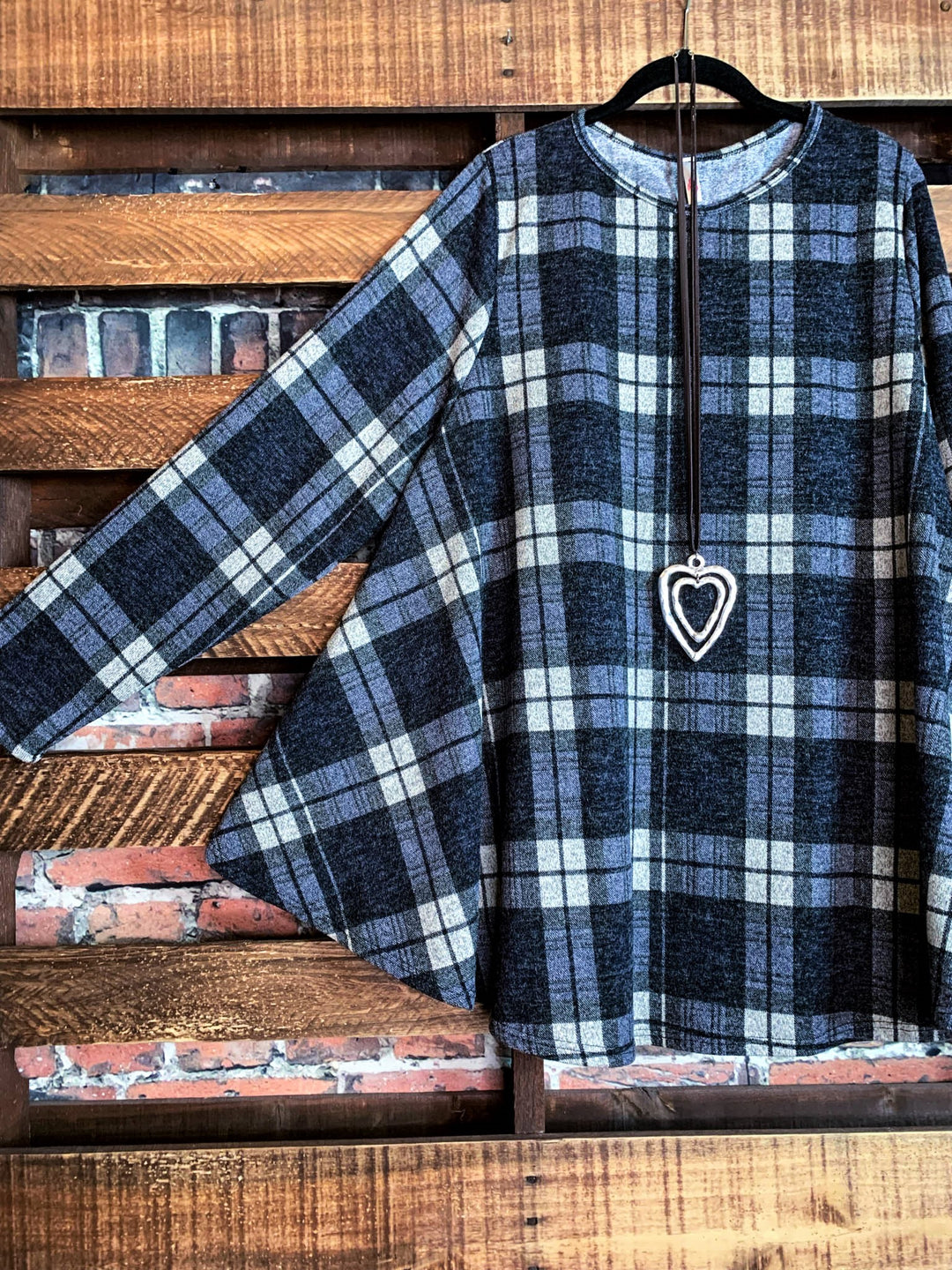 22-26 PLAID HACCI SWEATER TUNIC IN BLACK & MIX-------SALE