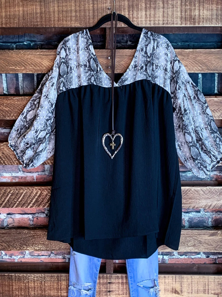 BEST OF ME STYLISH BLOUSE IN BLACK & MULTI