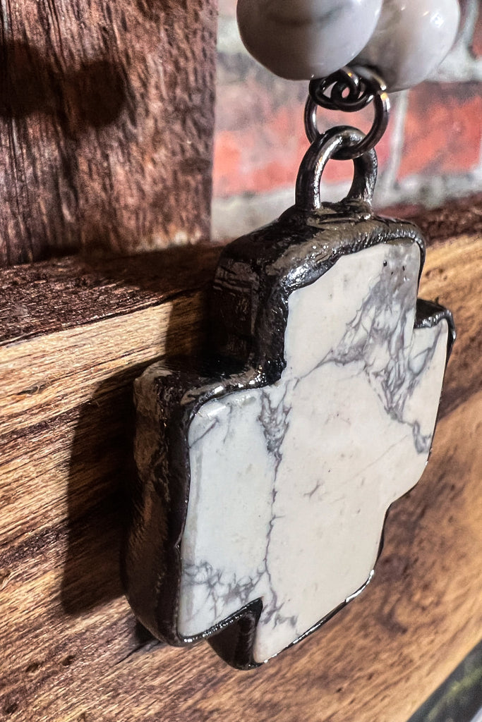 LUCKIEST BLESSED CHARM CROSS WHITE NATURAL STONE