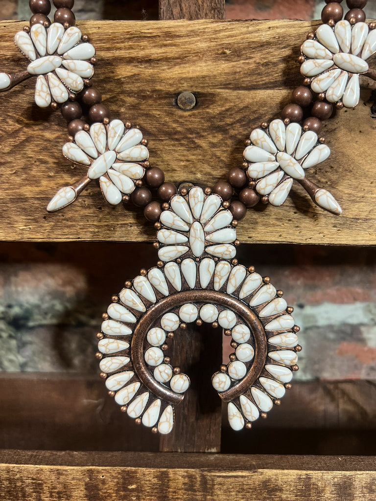 RECORD BEAUTY SET NECKLACE IN IVORY & COPPER