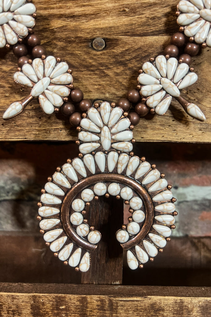 RECORD BEAUTY SET NECKLACE IN IVORY & COPPER