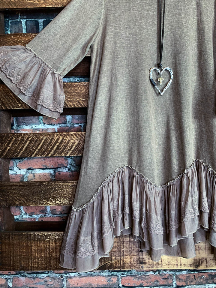 WONDERFUL FEELING TUNIC DRESS IN MOCHA