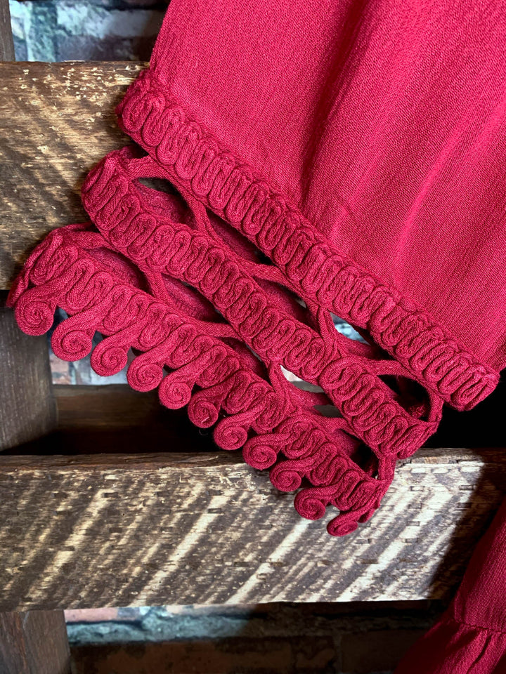 BEAUTY JUST COME NATURALLY EMBELLISHED TOP IN BURGUNDY