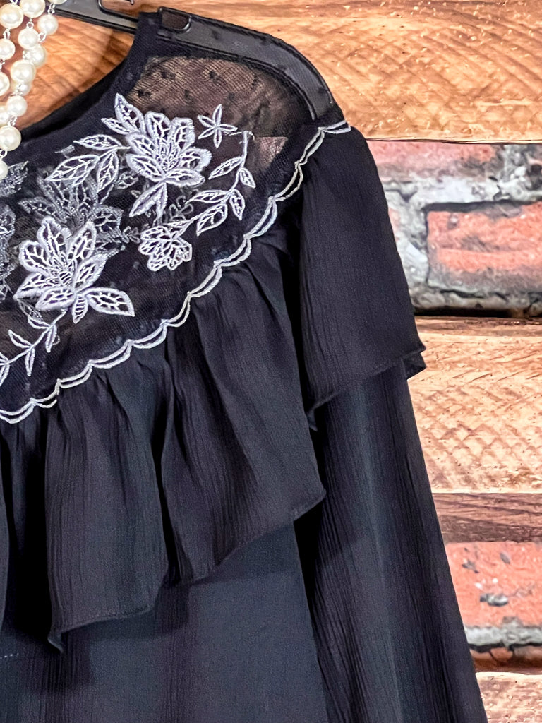 A LITTLE ENCHANTMENT LACE STYLISH BLACK BLOUSE