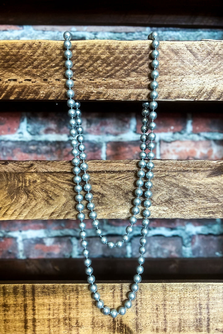LONG PEARL BEAD NECKLACE SET IN GRAY SILVER