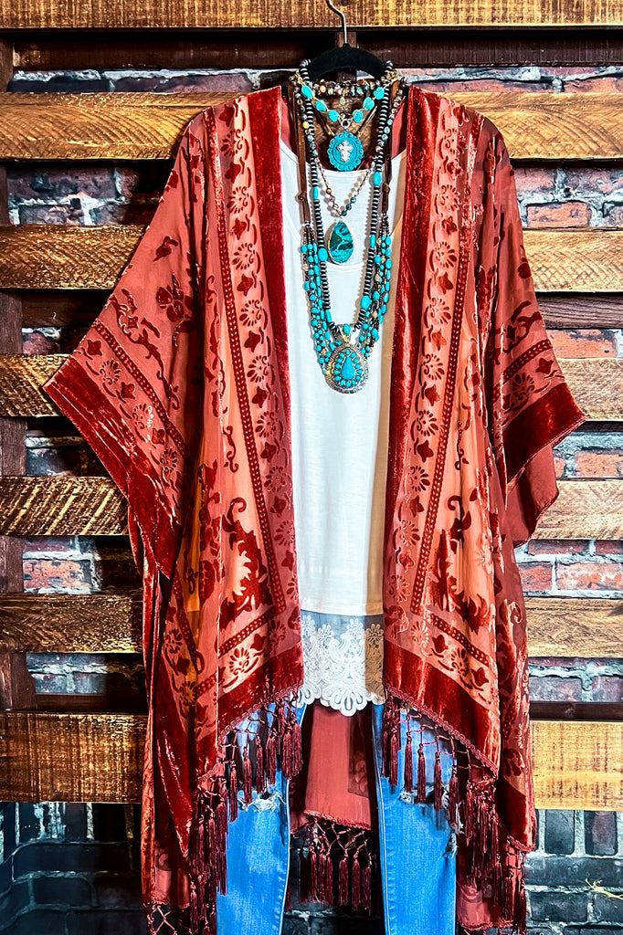 LA VIE BOHEME RUST VELVET BURNOUT KIMONO