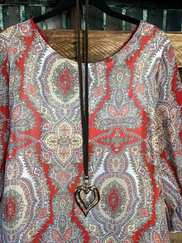 A ROMANTIC TWIST PAISLEYS CHIFFON TOP IN CORAL & MULTI-COLOR