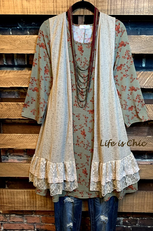 A PERFECT WISH FLORAL DRESS TUNIC 3Q SLEEVE IN OLIVE---------SALE