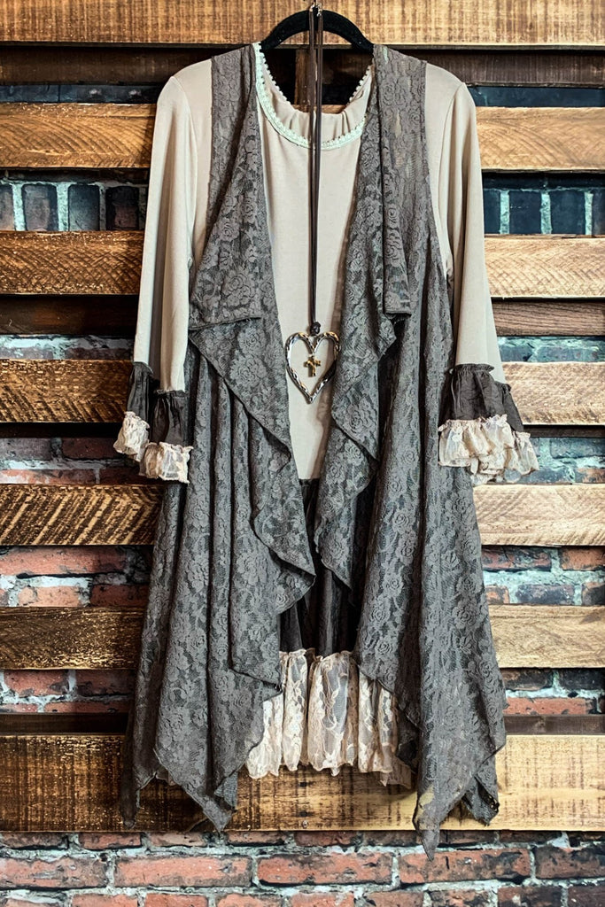 LOVELY SPIRIT LACE VEST IN MOCHA-----------SALE