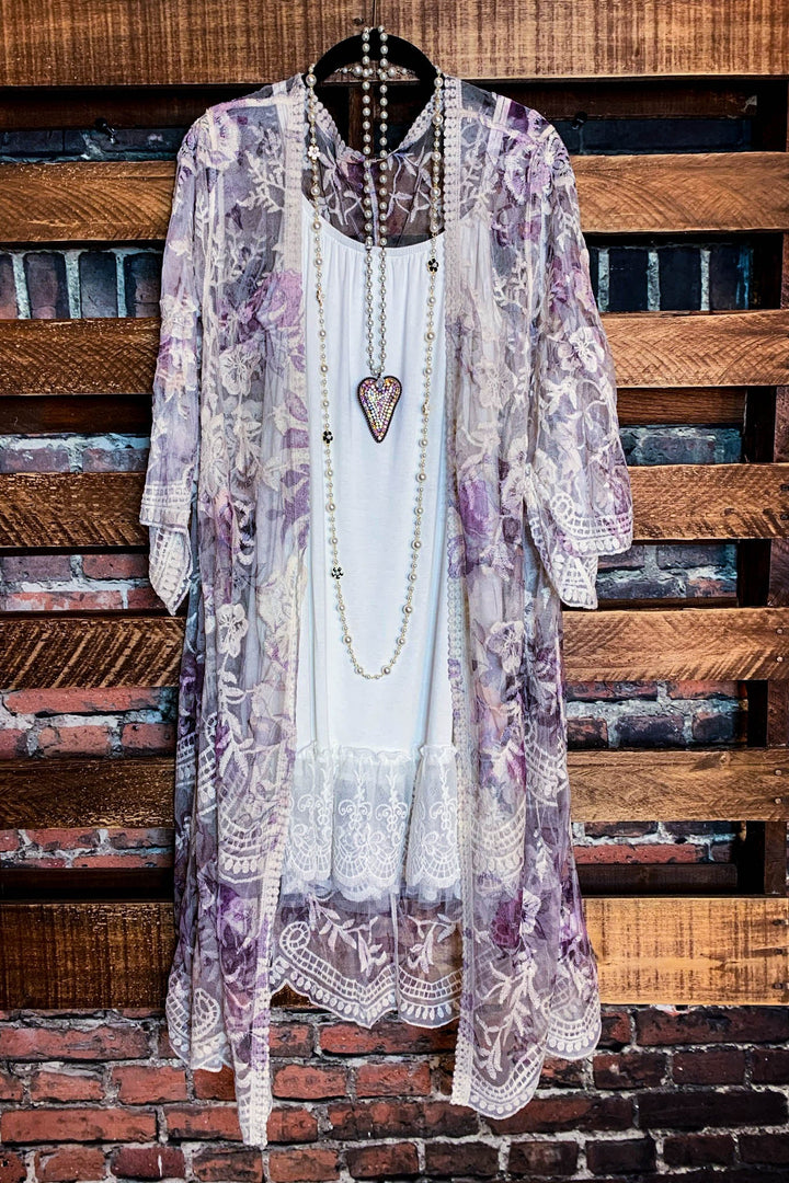 LOVE FOR A LIFETIME FLORAL LACE DUSTER KIMONO