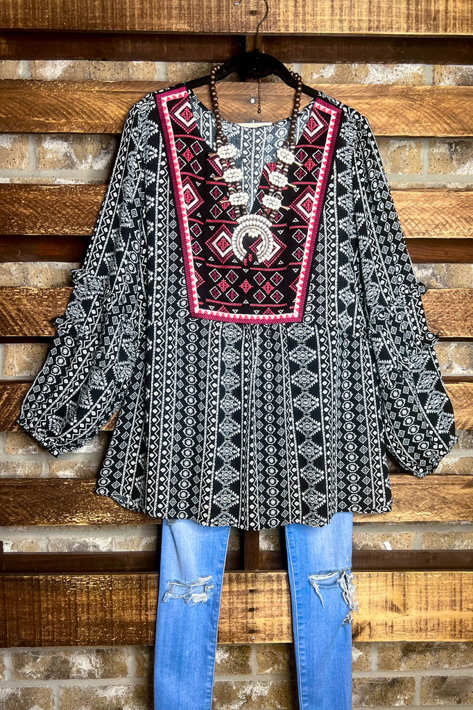 MOONLIGHT DANCES BOHO TOP IN BLACK MIX