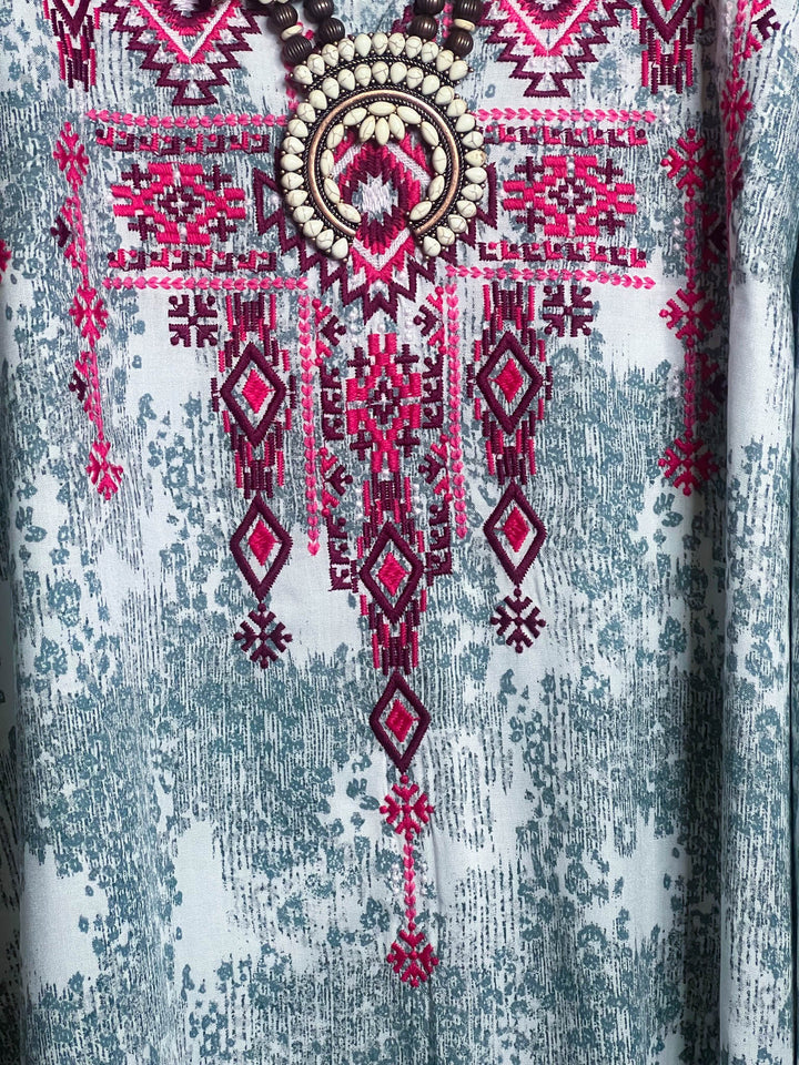 Without Worry Tunic Gray & Magenta