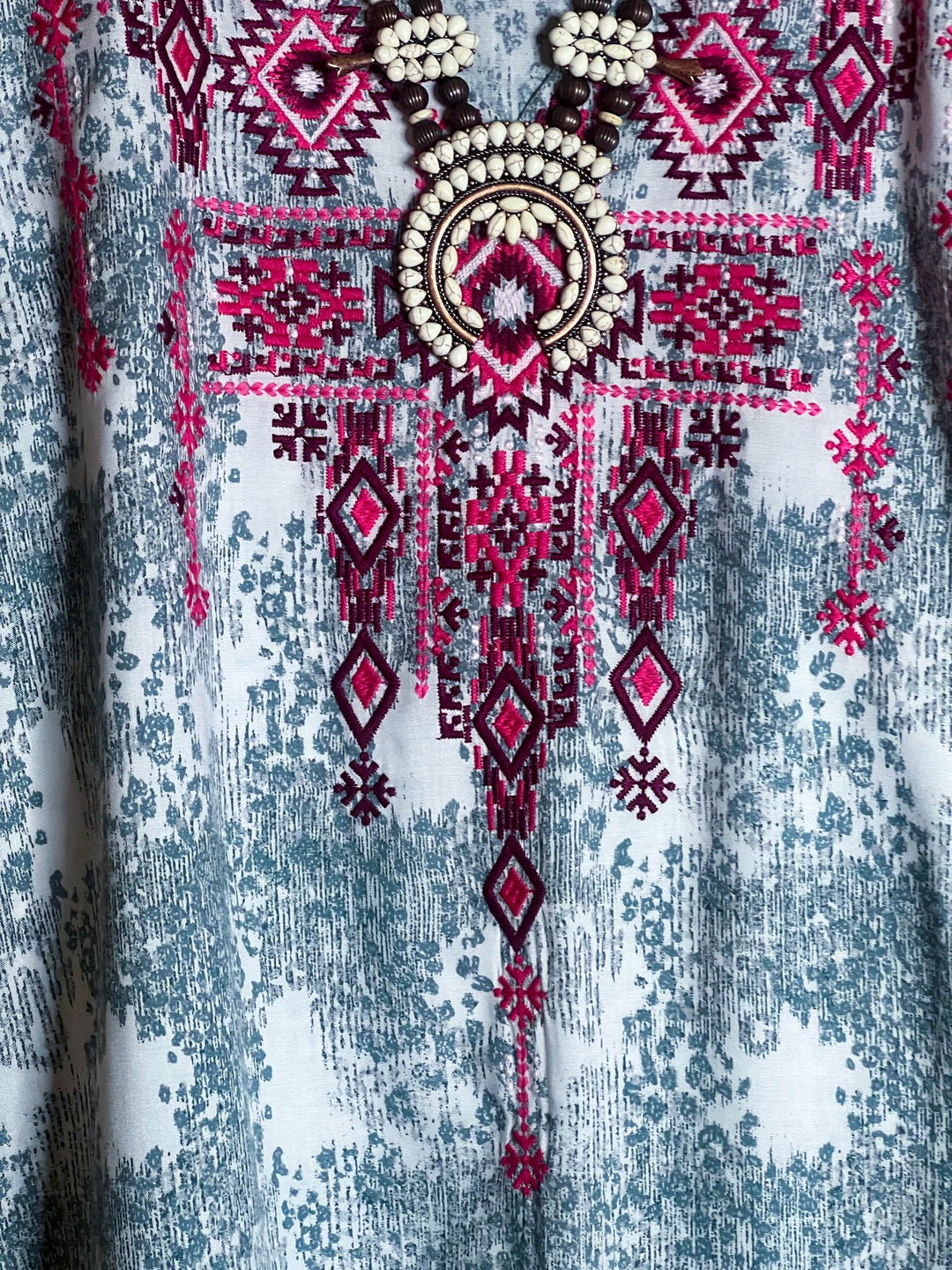 Without Worry Tunic Gray & Magenta