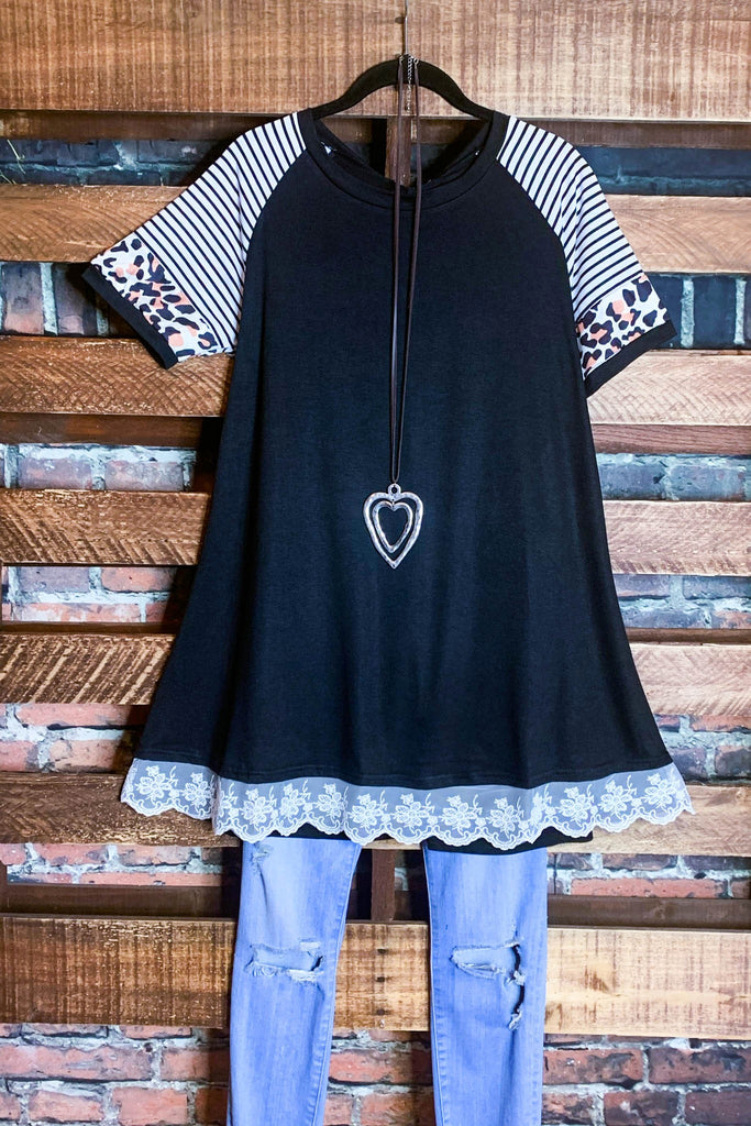 A Love So Sweet T-Tunic in Black--------SALE