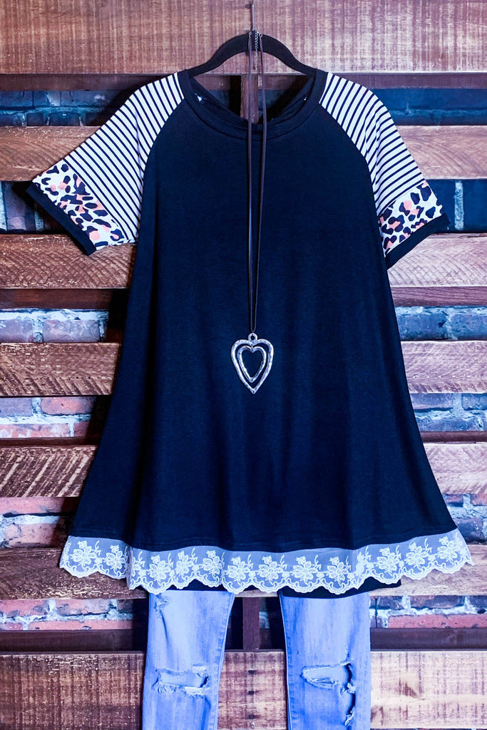 A Love So Sweet T-Tunic in Black MEDIUM SIZE--------SALE