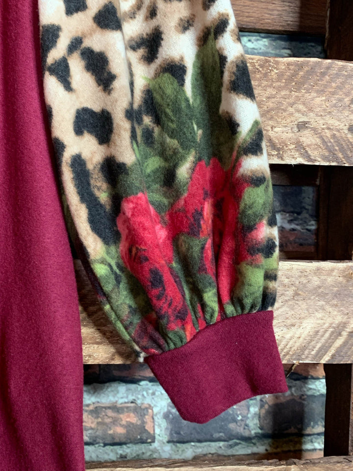 CAUGHT BY SURPRISE FLORAL FLEECE TUNIC IN BURGUNDY -----------SALE