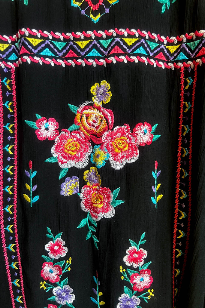CREATIVE DREAMER EMBROIDERED PONCHO TUNIC IN BLACK