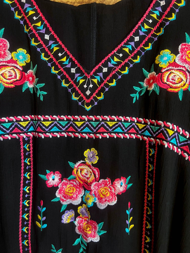 CREATIVE DREAMER EMBROIDERED PONCHO TUNIC IN BLACK